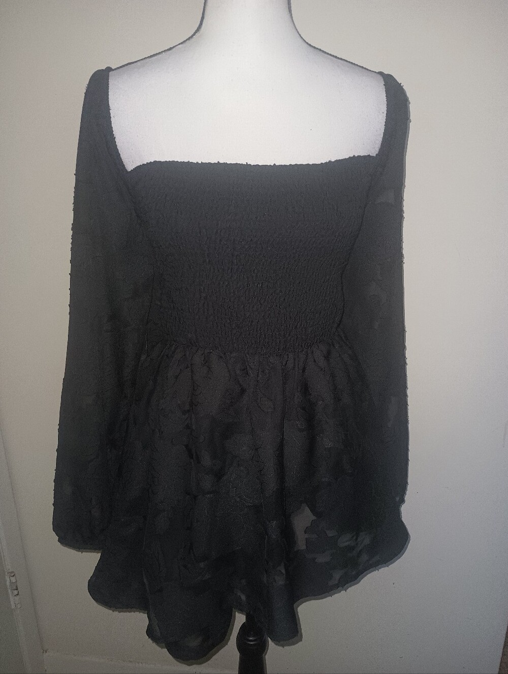 Smocked Off-Shoulder Peplum mini Dress w/Built-in Shorts SZ16-18